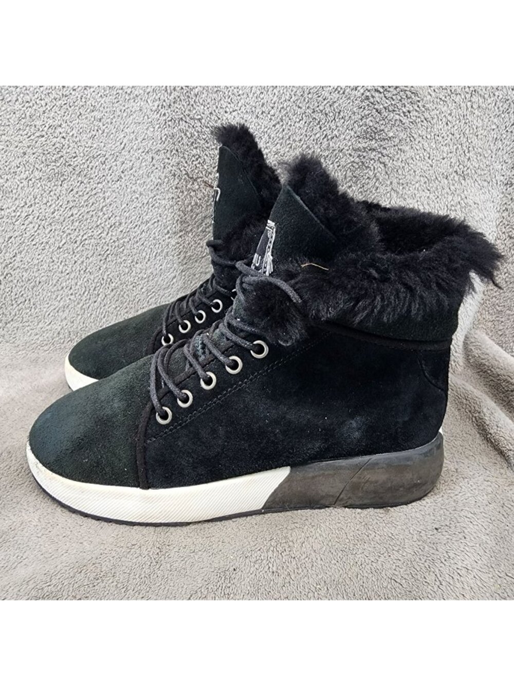 AU&MU Shoes Womens Size 7 Taurus Series Black Suede Lace Up Winter Boots *Read*